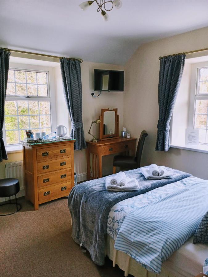 โอ๊คฟิลด์ เฮาส์ เบด แอนด์ เบรกฟาสต์ Bed & Breakfast เบเทส-อี-คอย ภายนอก รูปภาพ