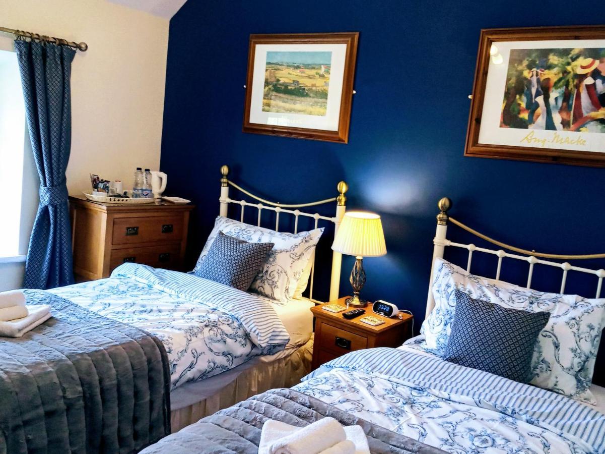 โอ๊คฟิลด์ เฮาส์ เบด แอนด์ เบรกฟาสต์ Bed & Breakfast เบเทส-อี-คอย ภายนอก รูปภาพ