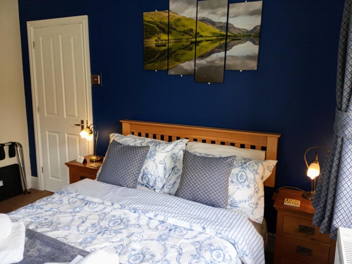 โอ๊คฟิลด์ เฮาส์ เบด แอนด์ เบรกฟาสต์ Bed & Breakfast เบเทส-อี-คอย ภายนอก รูปภาพ